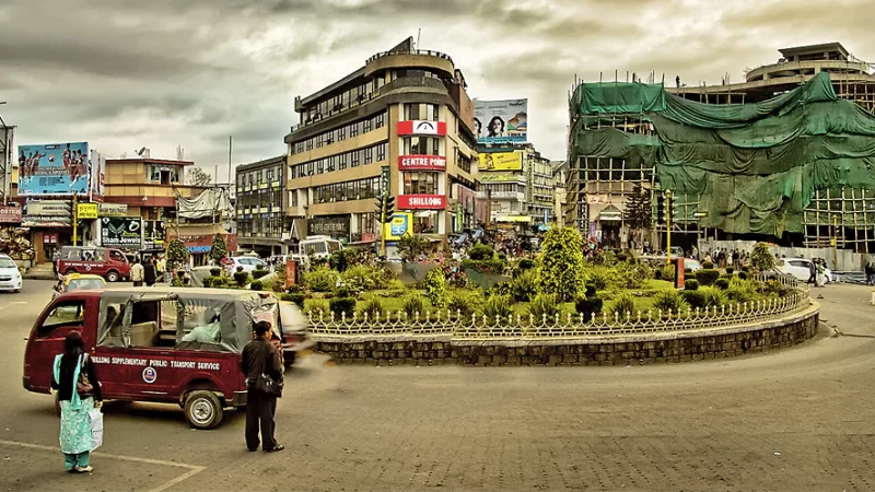 Shillong_by_Vikramjit_Kakati-e1528114925779